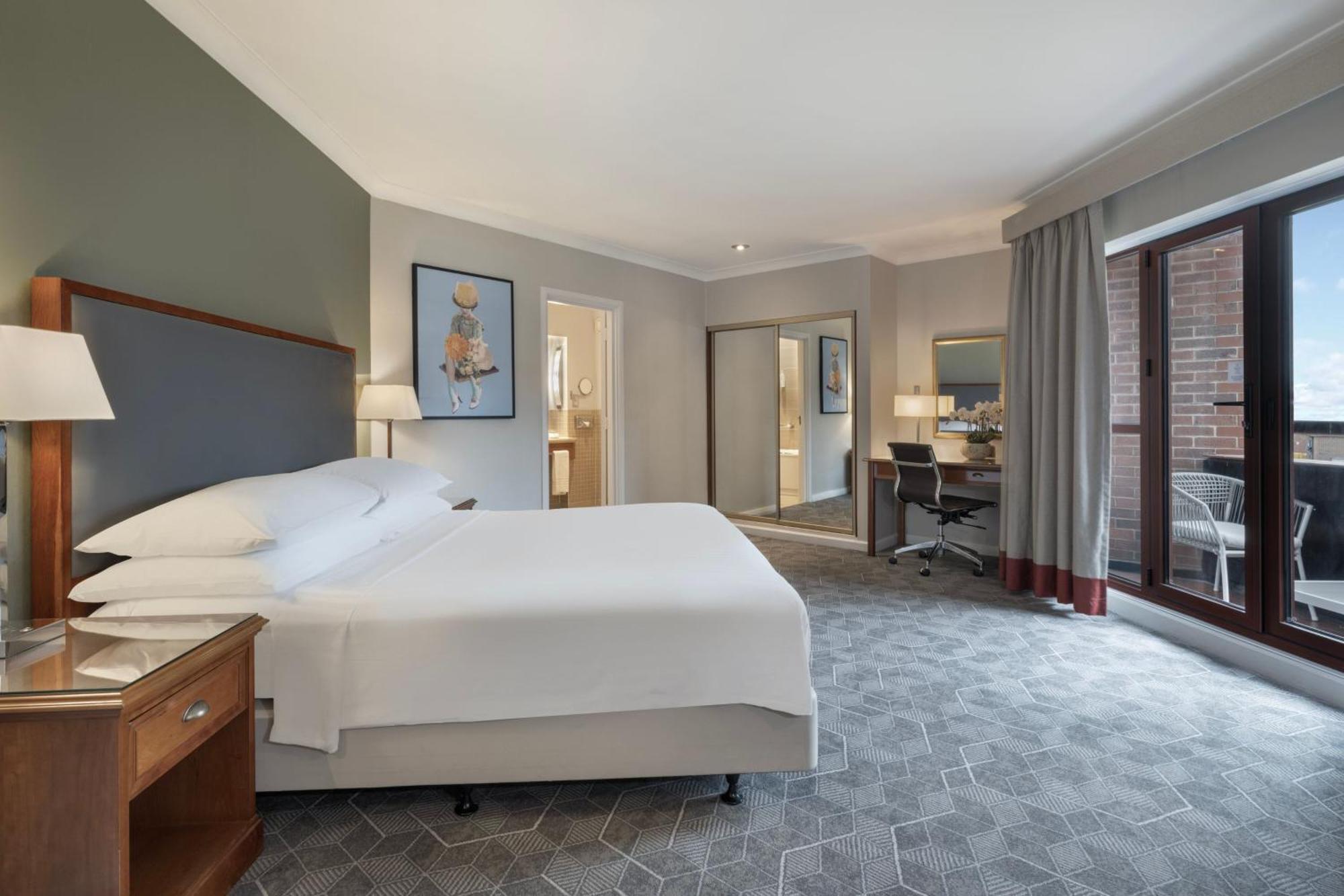 Delta Hotels By Marriott Waltham Abbey Exterior foto