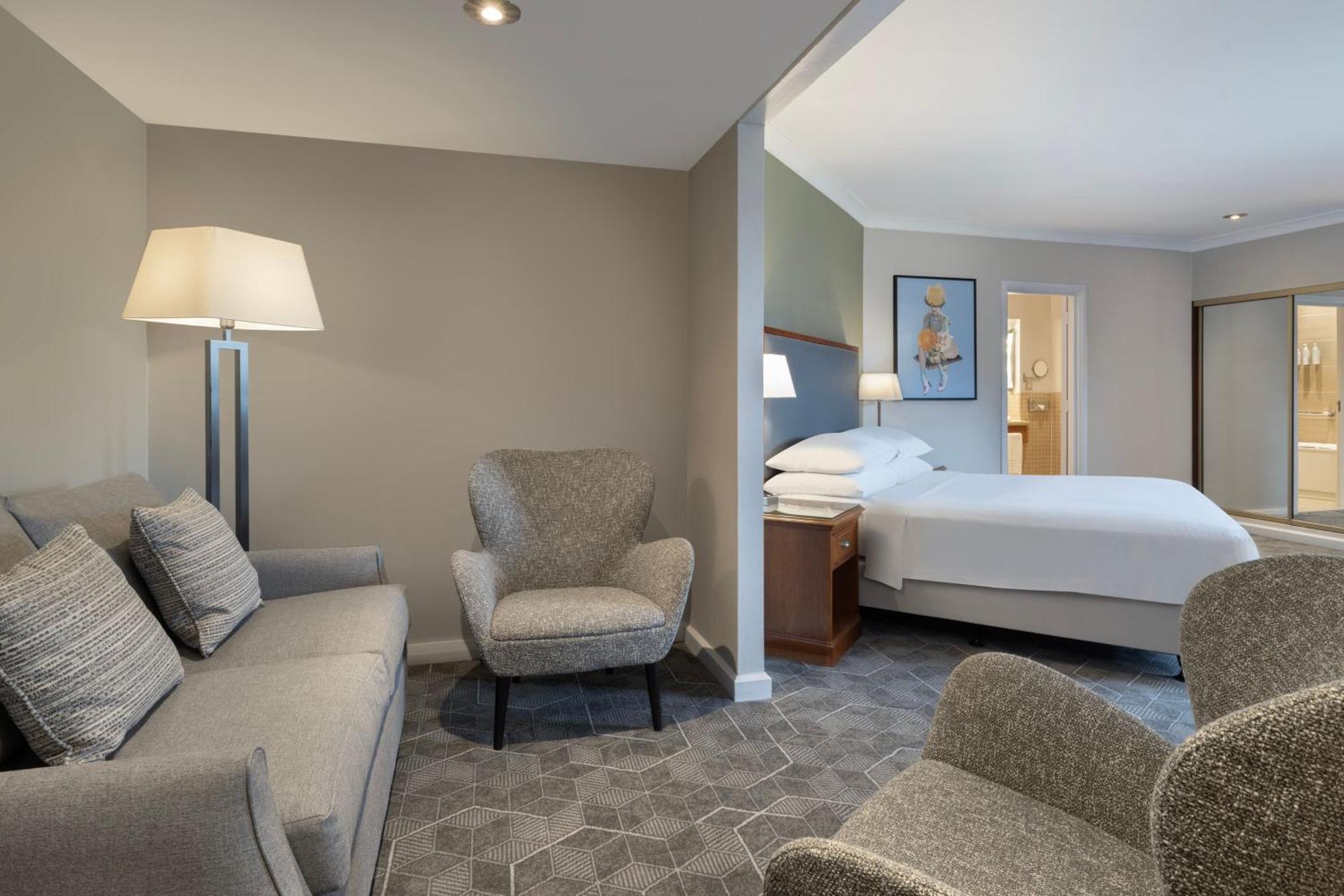 Delta Hotels By Marriott Waltham Abbey Exterior foto